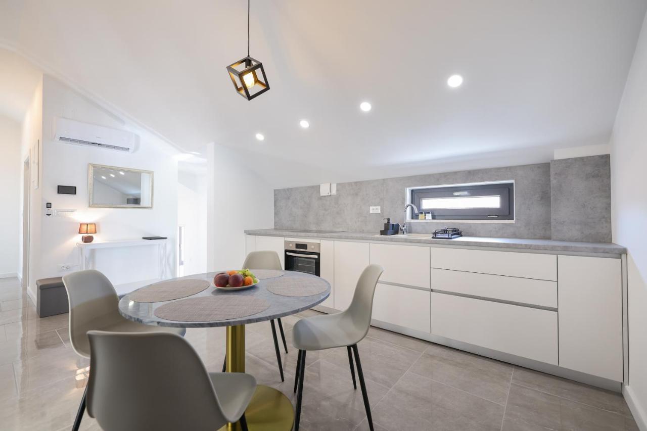 Marilla Apartments 扎达尔 外观 照片